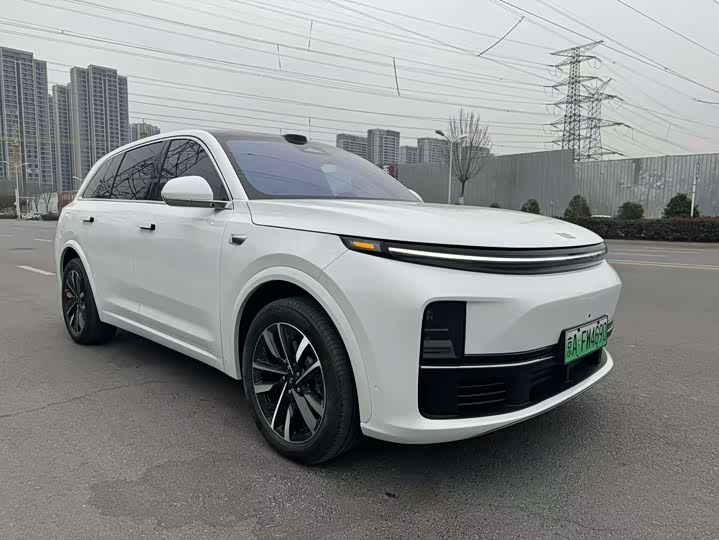 Фото 2 - LiXiang L7