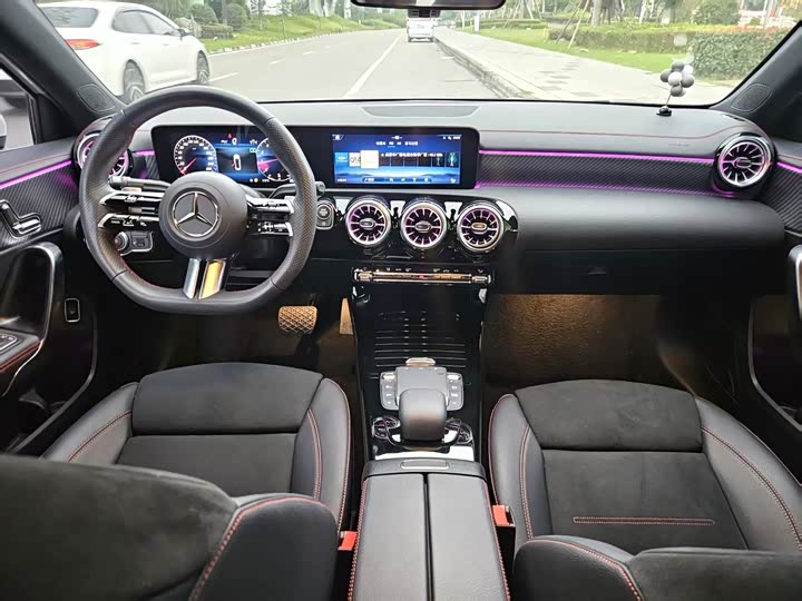 Фото 4 - Mercedes-Benz A-Class