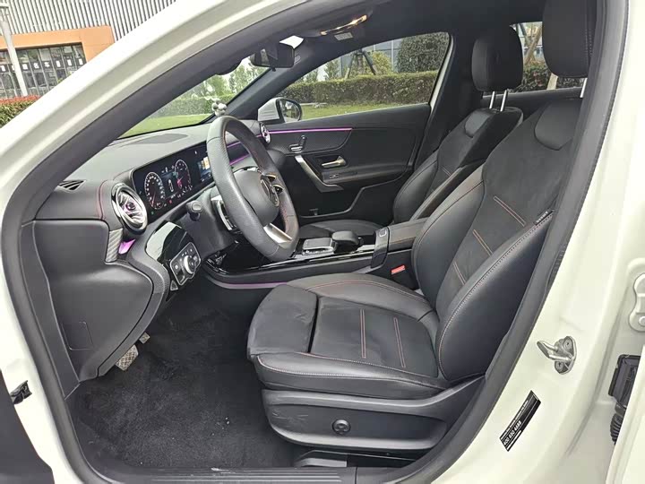 Фото 5 - Mercedes-Benz A-Class