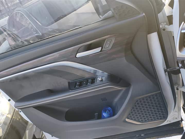 Фото 7 - Haval H6