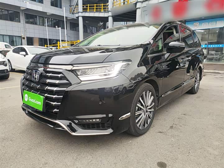 Фото 1 - Honda Elysion