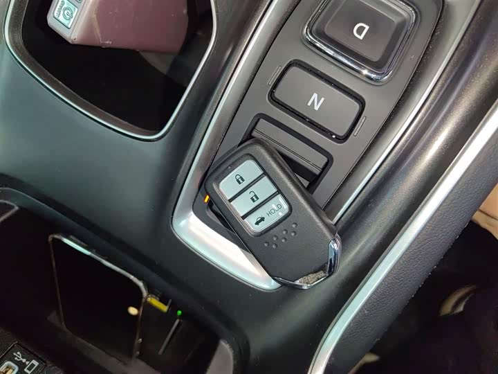 Фото 9 - Honda Accord