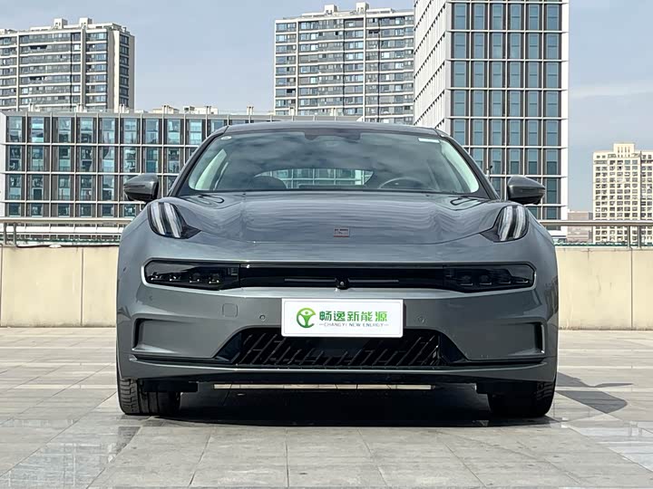 Фото 2 - Zeekr 001