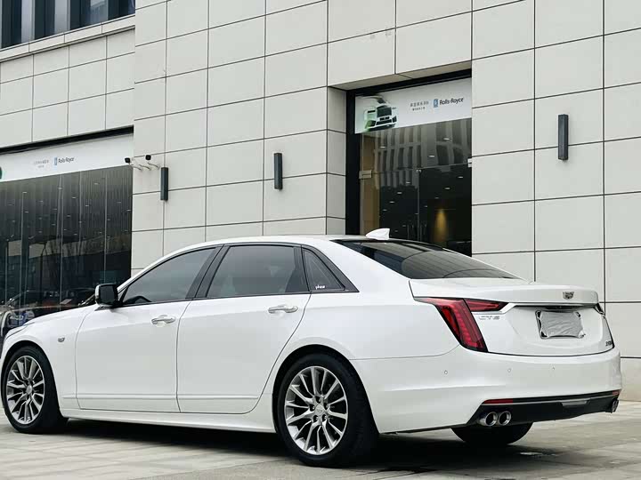 Фото 4 - Cadillac CT6