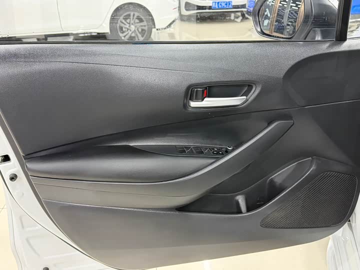 Фото 7 - Toyota Levin