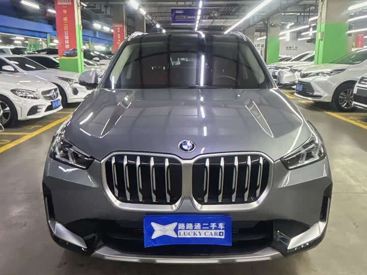 Фото 2 - BMW X1