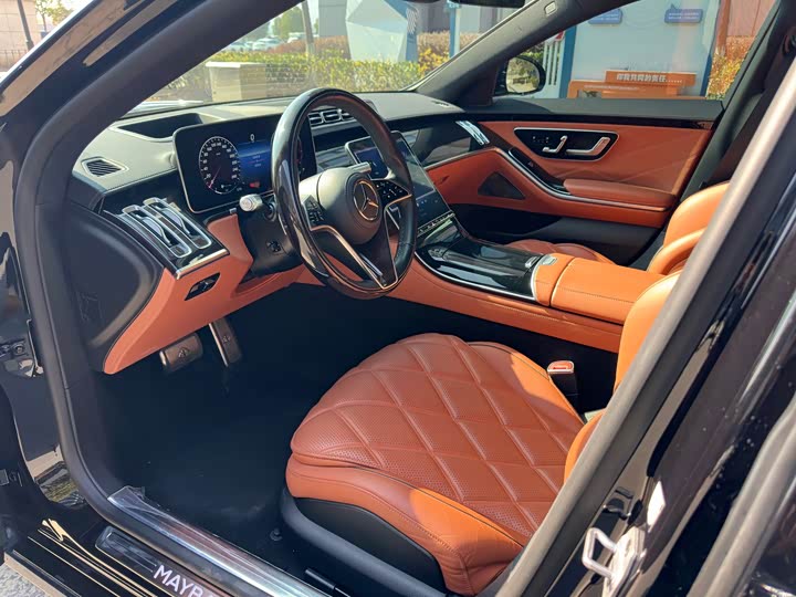 Фото 6 - Mercedes-Benz Maybach S-Class