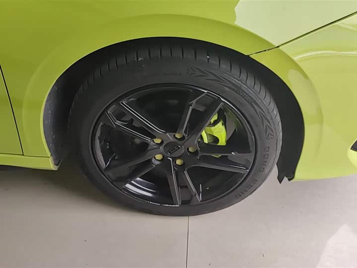 Фото 6 - Geely Binrui