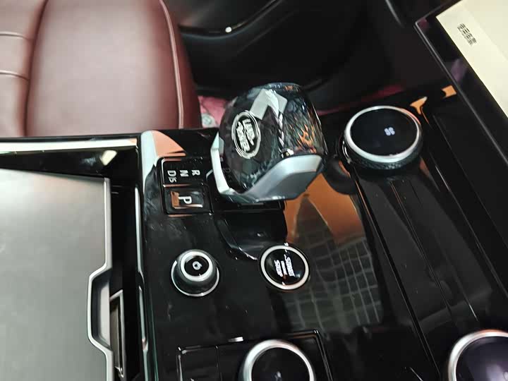 Фото 8 - Land Rover Range Rover Sport