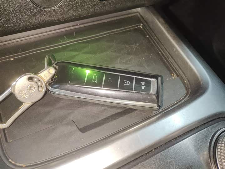 Фото 9 - Tank 300