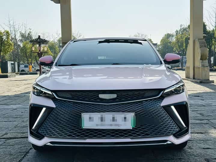 Фото 2 - Geely Emgrand L Hi·P Hybrid