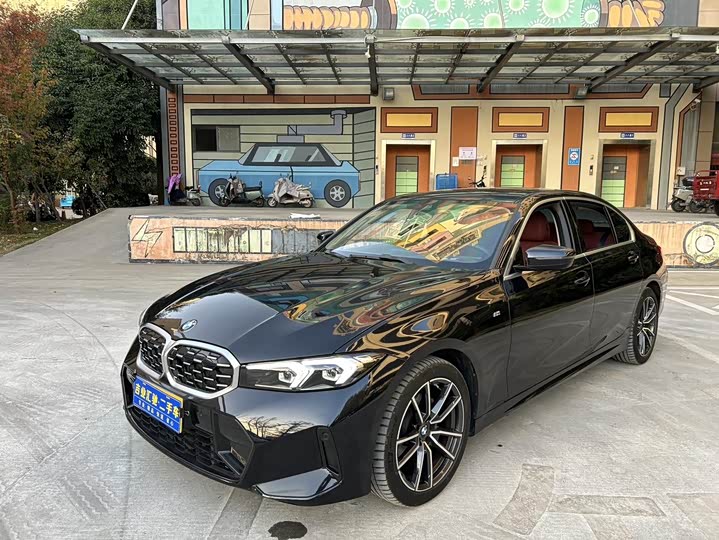 Фото 1 - BMW 3 Series