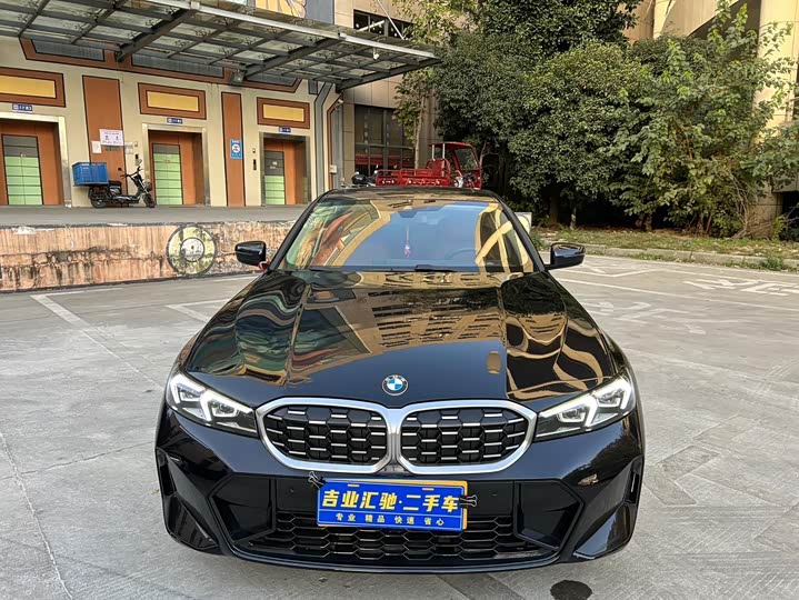 Фото 2 - BMW 3 Series