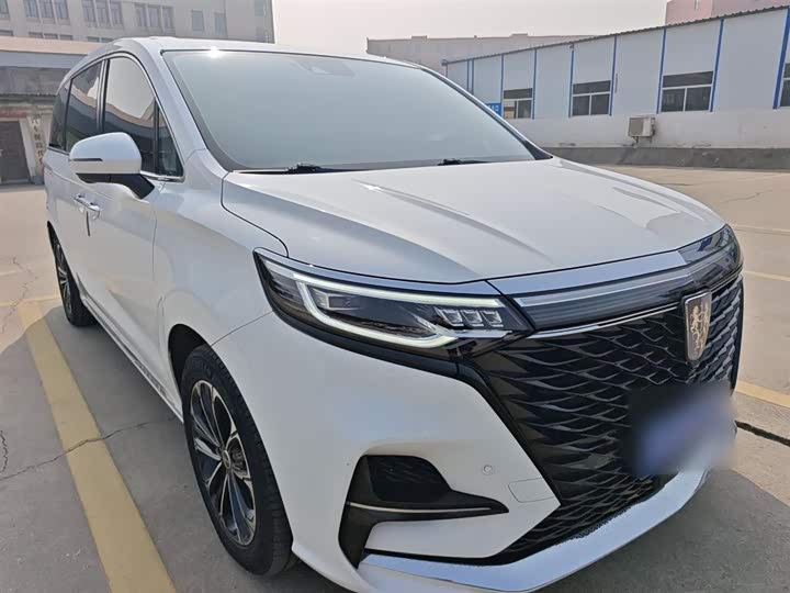 Фото 4 - Roewe iMax 8