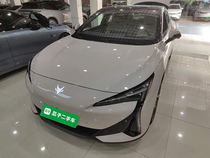 Фото 1 - BAIC Arcfox Alpha S5