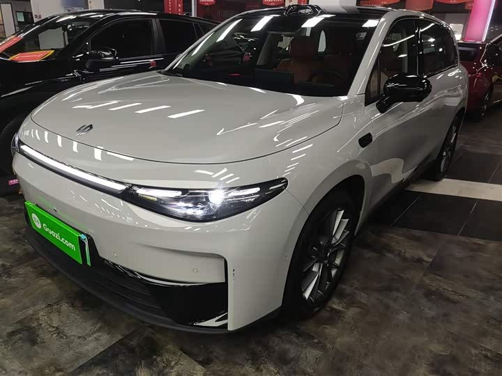 Фото 2 - Leapmotor C10