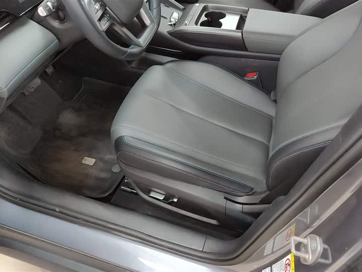 Фото 9 - BYD Qin L