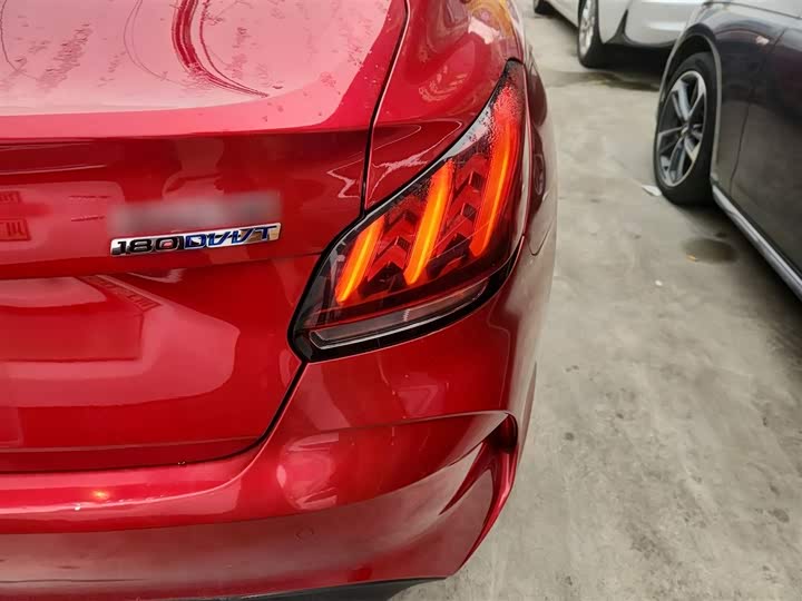 Фото 8 - MG Motor 5