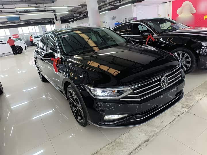 Фото 4 - Volkswagen Magotan