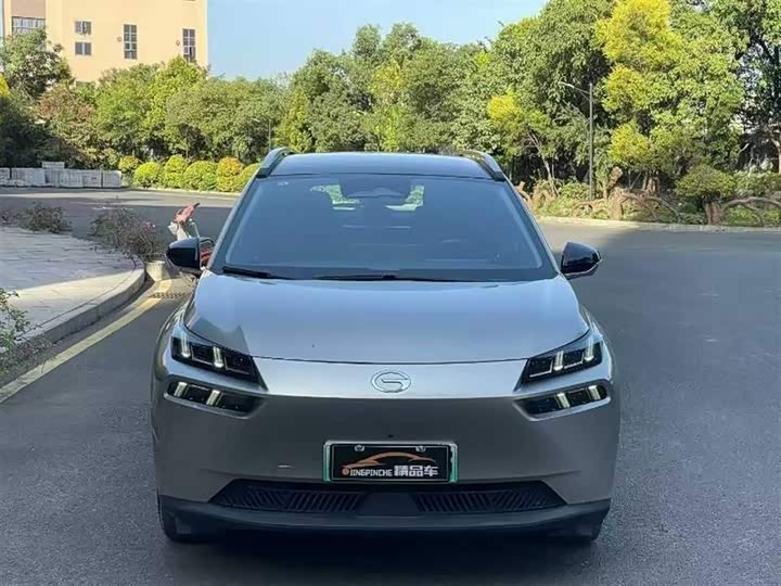 Фото 2 - GAC Aion V