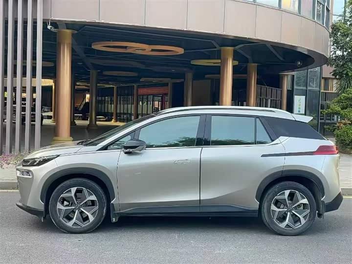 Фото 3 - GAC Aion V