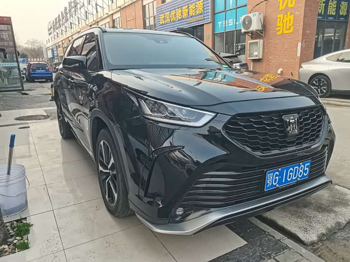 Фото 3 - Toyota Crown Kluger