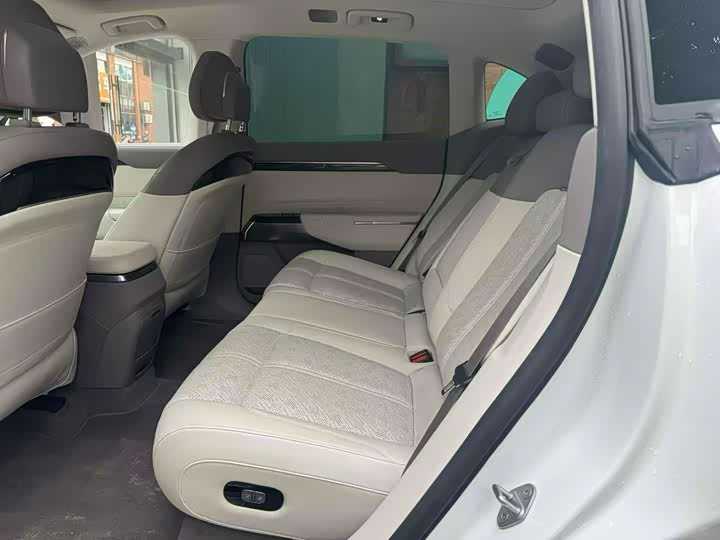 Фото 6 - Zeekr 7X