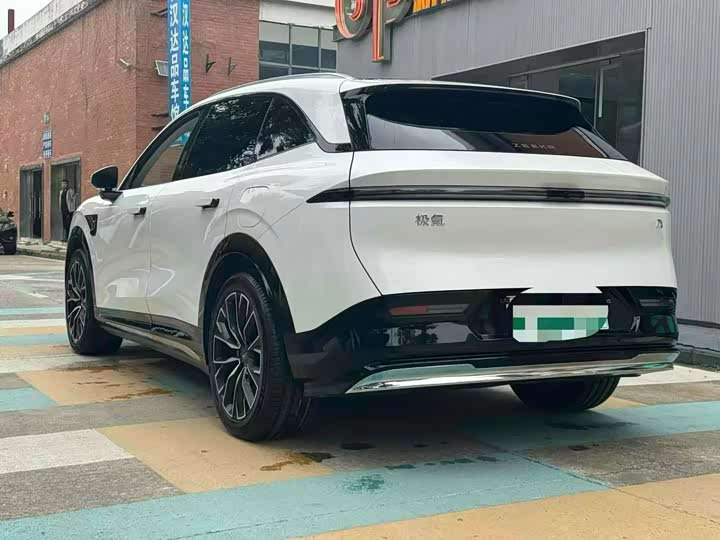 Фото 9 - Zeekr 7X