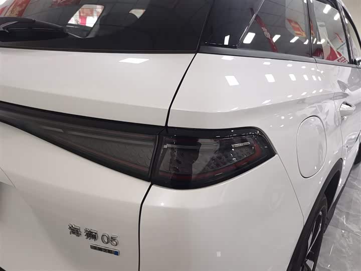 Фото 8 - BYD Sea Lion 05 DM-i Hybrid