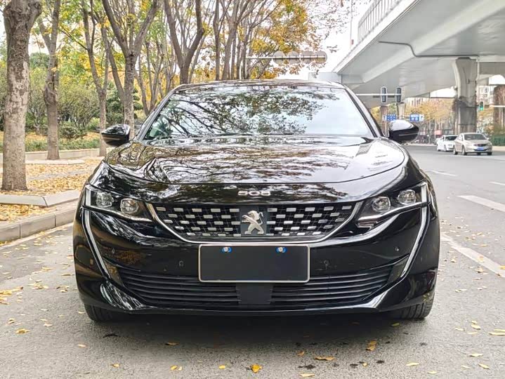 Фото 2 - Peugeot 508