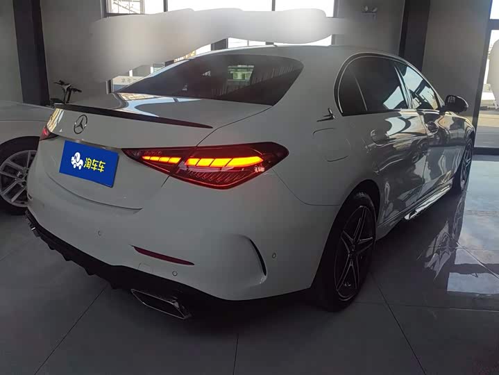 Фото 3 - Mercedes-Benz C-Class