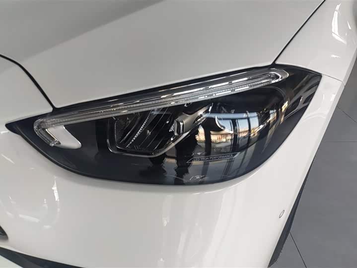 Фото 5 - Mercedes-Benz C-Class