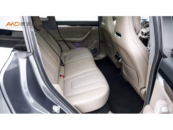 Фото 8 - Luxeed R7