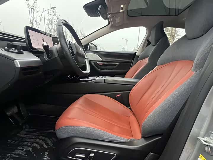 Фото 7 - XPeng P7