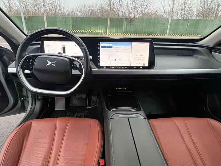 Фото 9 - XPeng P7