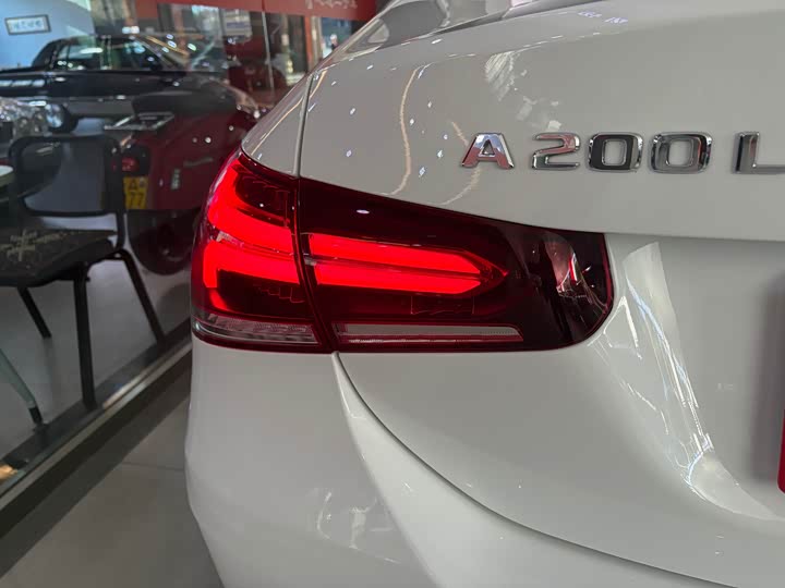 Фото 9 - Mercedes-Benz A-Class