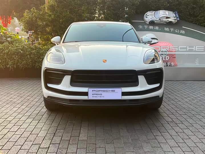 Фото 2 - Porsche Macan