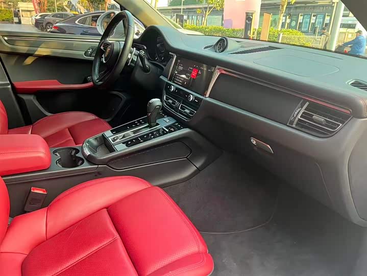 Фото 7 - Porsche Macan