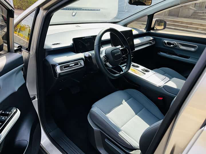 Фото 3 - GAC Aion Y