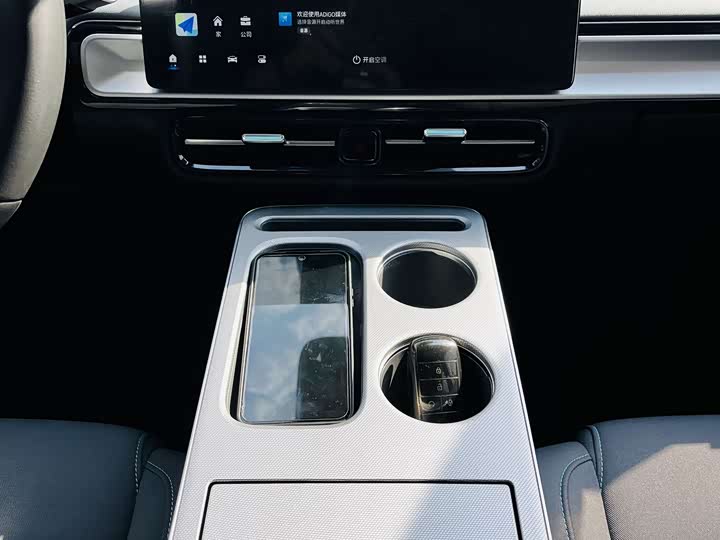 Фото 6 - GAC Aion Y