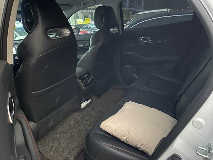 Фото 5 - Changan UNI-K