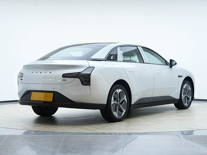 Фото 5 - XPeng Mona M03