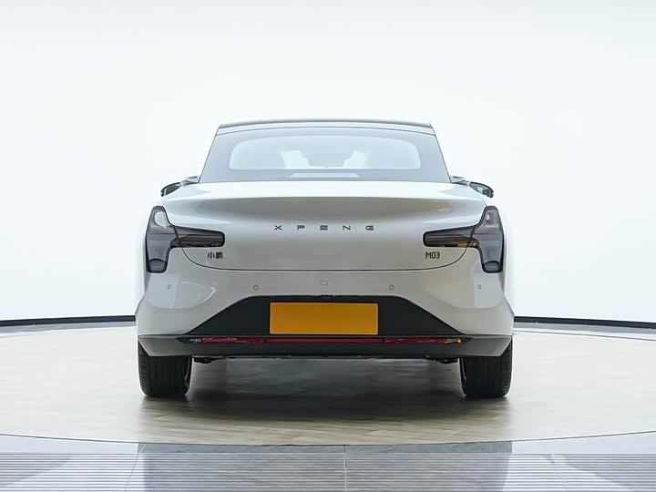 Фото 6 - XPeng Mona M03