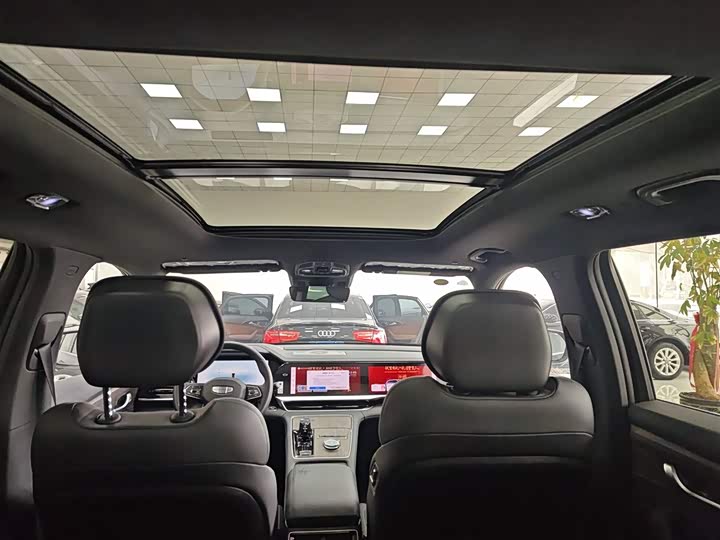 Фото 7 - Geely Monjaro