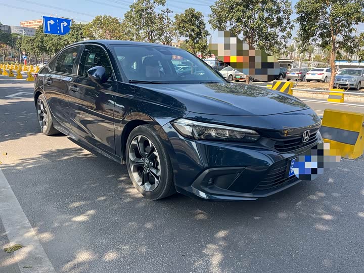 Фото 3 - Honda Civic