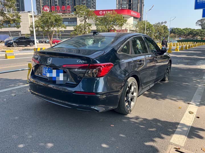 Фото 6 - Honda Civic