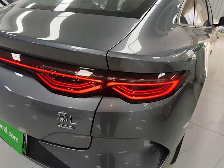 Фото 8 - BYD Qin L