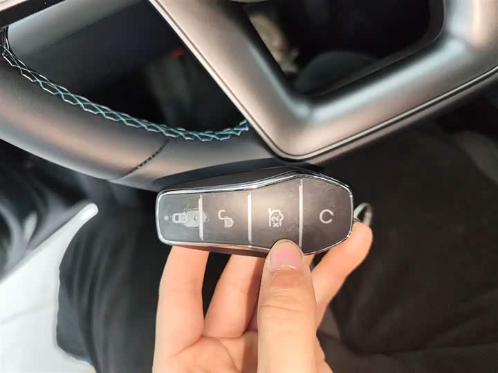 Фото 9 - BYD Qin L