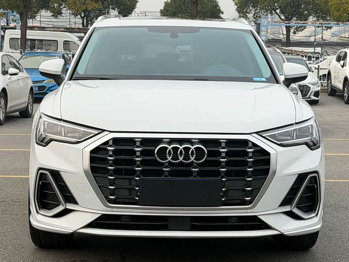Фото 3 - Audi Q3