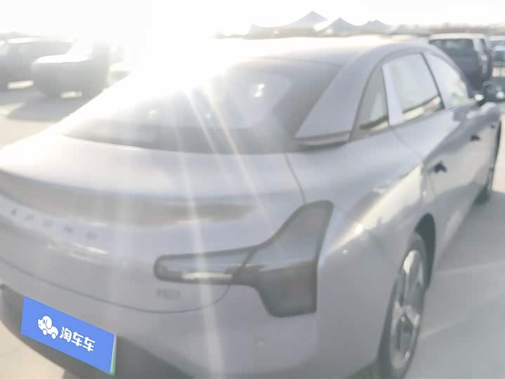 Фото 3 - XPeng Mona M03